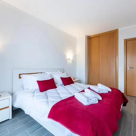 Apartamento T1 Da Rocha Cp1- 400m Da
